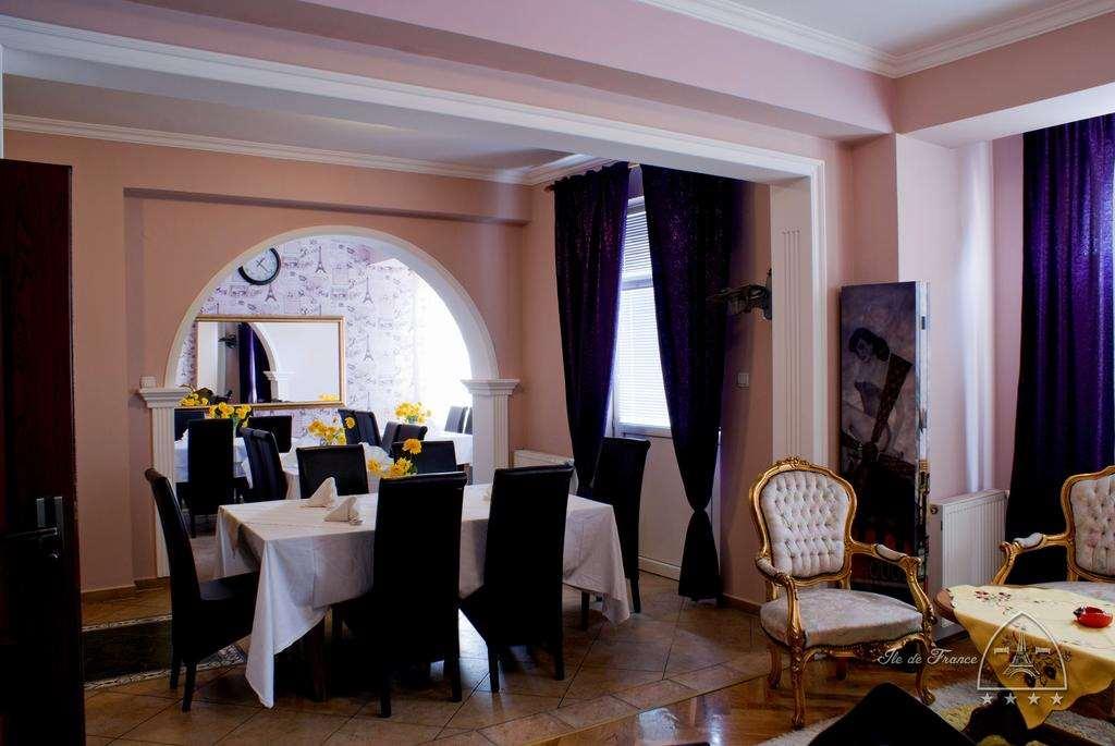 Vila Ile De France Novi Sad Ristorante foto